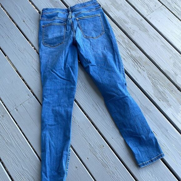 Universal thread jeans  - Picture 4 of 4